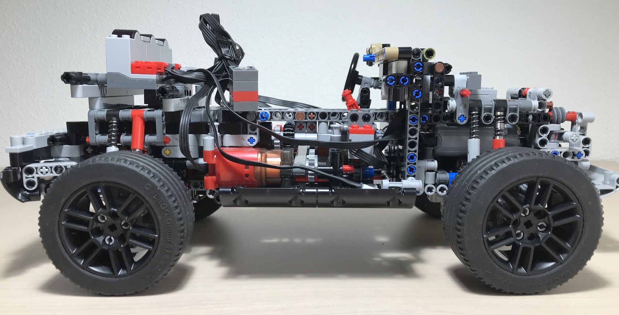 /posts/42110-landrover-chassis-v01/images/featured_image.jpg /posts/42110-landrover-chassis-v01/images/featured_image.jpg